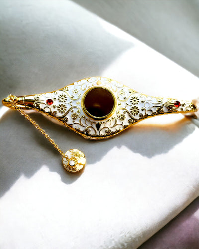 Aladdinin Taikalamppu Kaiverrusmahdollisuudella - Valkoinen ja Kultainen Variaatio