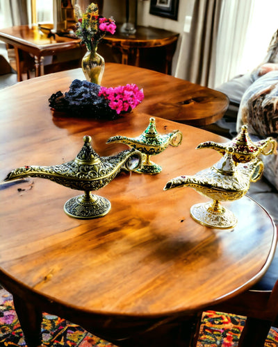 Aladdinin Taikalamppu Kaiverrusmahdollisuudella - Tummanvihreä Variaatio, Kultaisilla Koristeilla