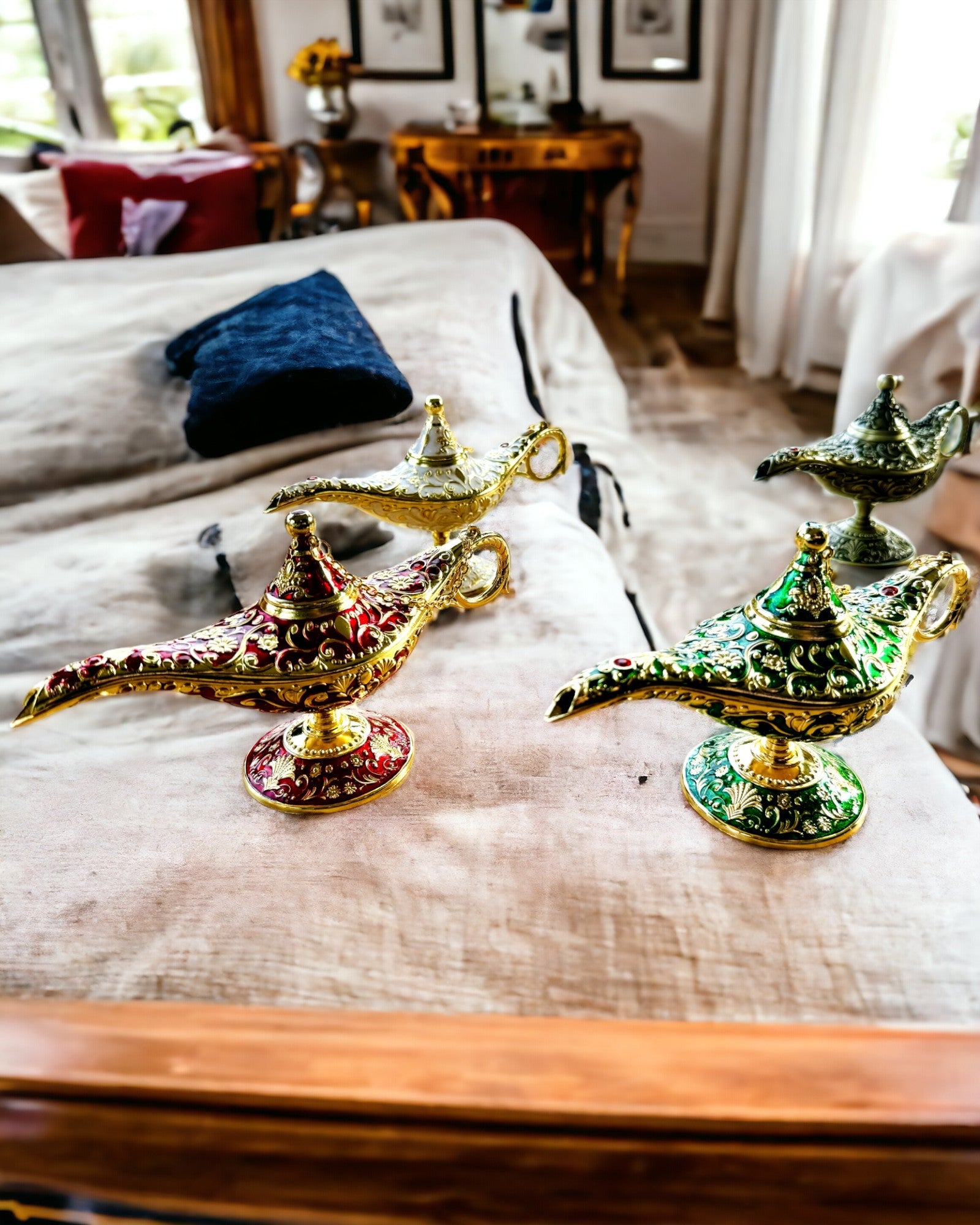 Aladdinin Taikalamppu Kaiverrusmahdollisuudella - Valkoinen ja Kultainen Variaatio