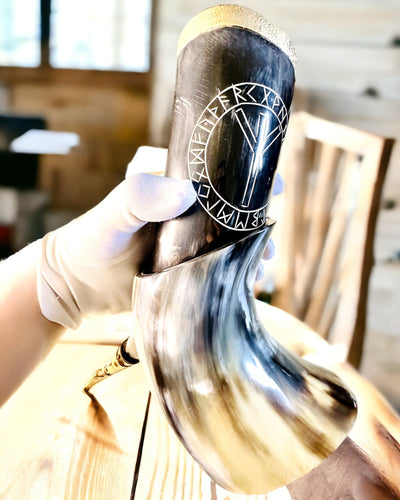 "Viking Valor" Sarvimuki - Käsin Kaiverrettu, Premium Laatu - 4 vaihtoehtoa valittavana