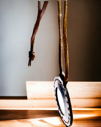 Intialainen suurennuslasi Artefakt, nahkainen, käsintehty - mahdollisuus personointiin kaiverruksella