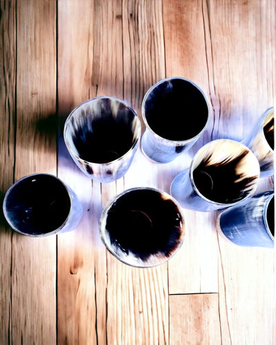 Käsintehty Pieni Kuppi Kaiverrusmahdollisuudella, intialainen Lasi Kuppi, personointimahdollisuus lahjaksi, kaiverrus. Tumma väri