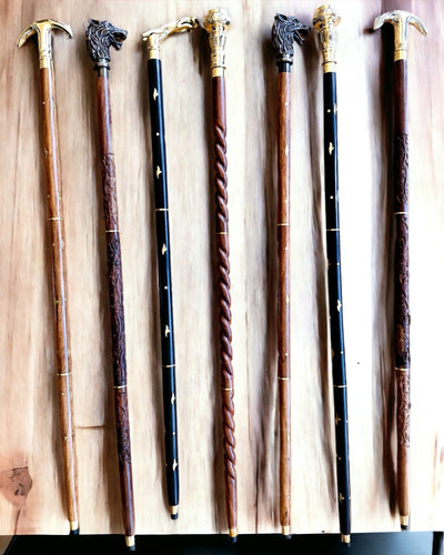 Kompasso Brown - Kävelykepin Rakkaus - Käsin Veistetty Puu - Eksklusiivinen Painos Kaiverrusmahdollisuudella