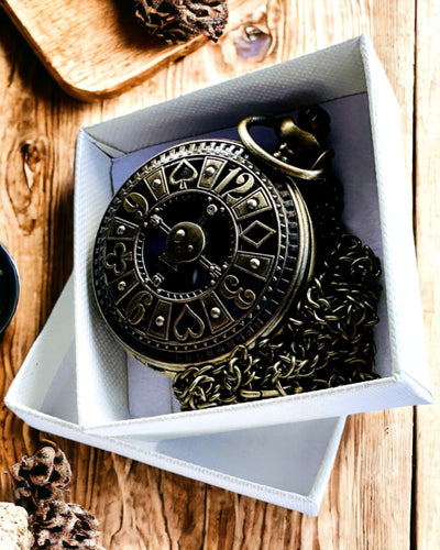 Taskukello "Heritage Timekeeper" Henkilökohtainen lahja kaiverruksella