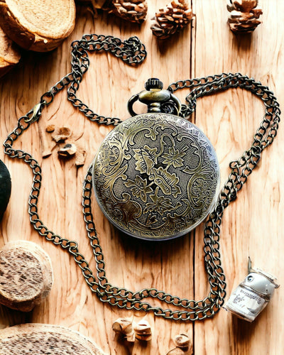 Taskukello "Heritage Timekeeper" Henkilökohtainen lahja kaiverruksella