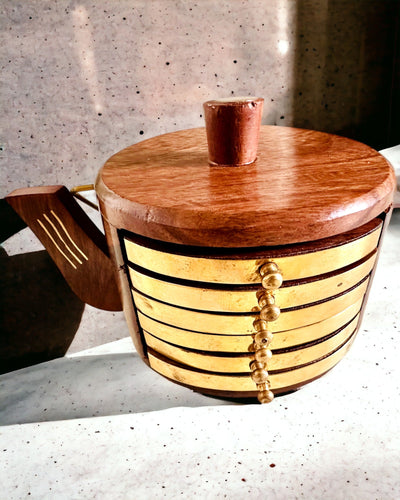 Retro puinen "Herbaciarnik" kaiverrusmahdollisuudella