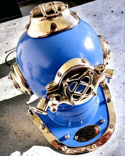 Syvyyksien Löytäjän Kypärä - Keräilijän Erikoispainos Kaiverrusmahdollisuudella, 35 cm, lahja palomiehelle tai sukeltajalle