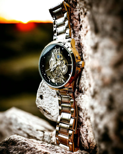 Tyylikäs miesten kello KIMSDUN Prestige Läpinäkyvä Mekanismi ja Urheilullinen Eleganssi, mahdollisuus personointiin kaiverruksella