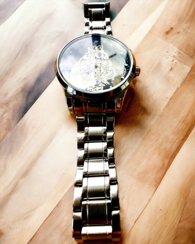 Tyylikäs miesten kello KIMSDUN Prestige Läpinäkyvä Mekanismi ja Urheilullinen Eleganssi, mahdollisuus personointiin kaiverruksella