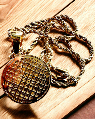 Glamour-tyylinen kompassiriipuksellinen kaulakoru zirkonioilla naisille ja miehille - kultainen väri, kaiverrus