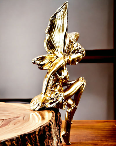 Pieni Kultainen Unikeiju – Kaiverrusmahdollisuudella Varustettu Pienoishahmo