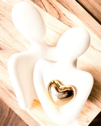 "Rakkaus sydämessä – Keraamiset Perhehahmot", mahdollisuus personointiin kaiverruksella