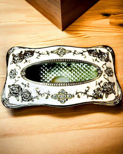 Kudelaatikko Kohokuvioidulla Ruusukuviolla - Tyylikäs Lisä Sisustukseen, valkoinen