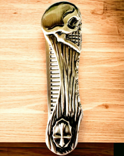 Mystic Skull Comb - premium-kampa, mahdollisuus personointiin kaiverruksella