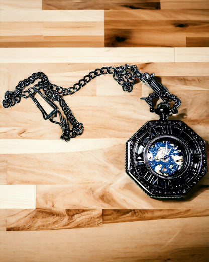 Klassinen Musta Steampunk Kahdeksankulmainen Mekaaninen Taskukello, Kaiverrus