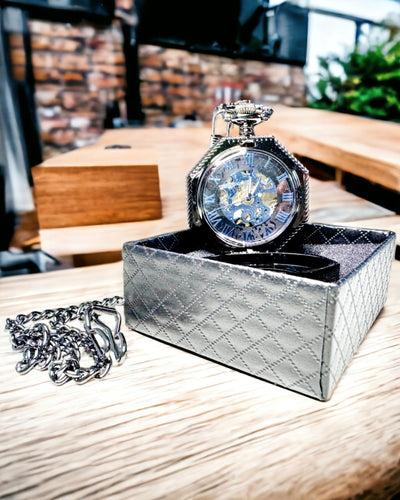 Klassinen Musta Steampunk Kahdeksankulmainen Mekaaninen Taskukello, Kaiverrus