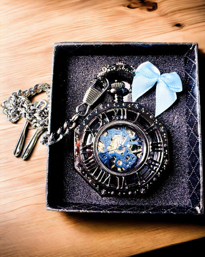 Klassinen Musta Steampunk Kahdeksankulmainen Mekaaninen Taskukello, Kaiverrus