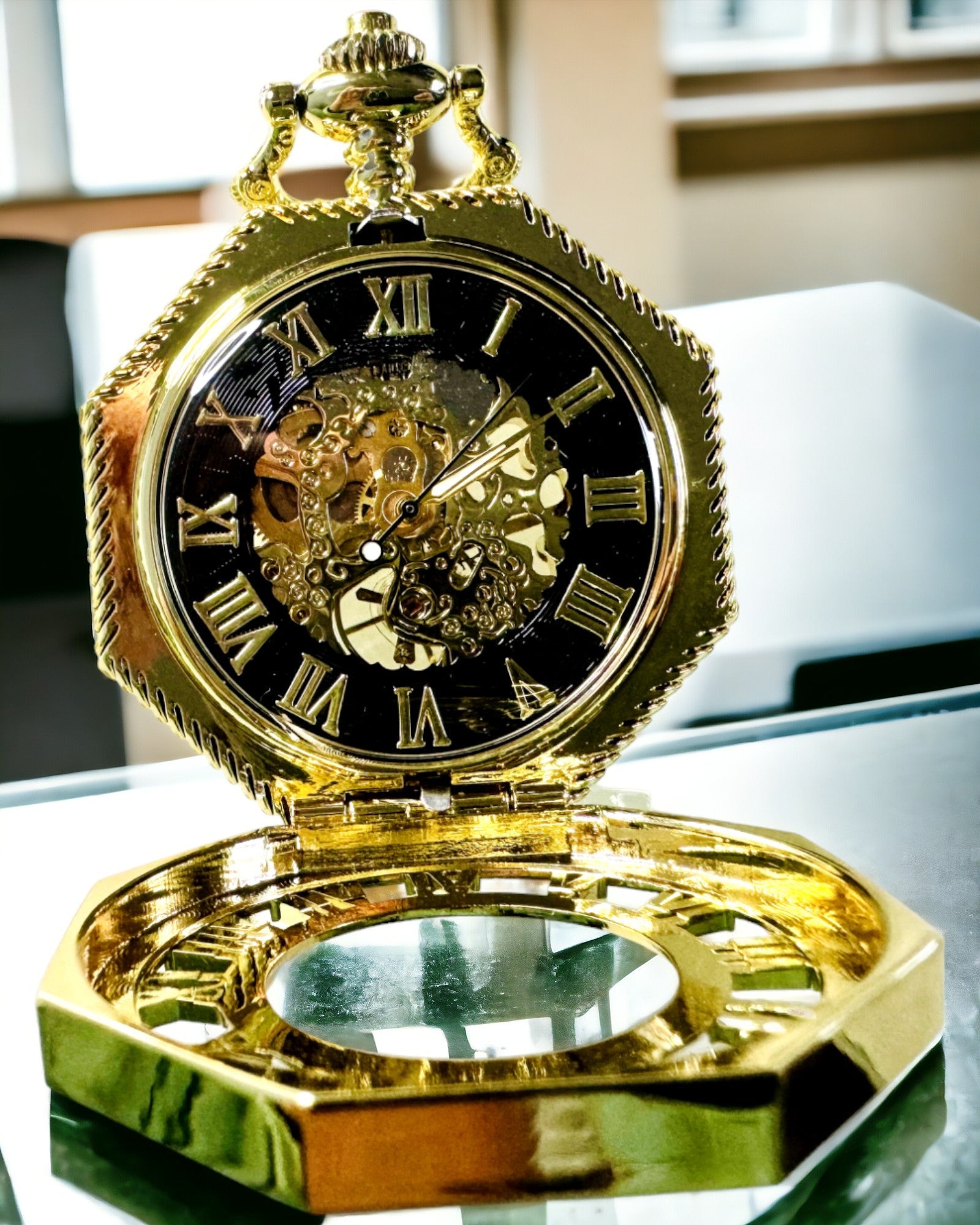 Eksklusiivinen Steampunk-tyylinen Taskukello Näkyvällä Koneistolla - Klassista Eleganssia