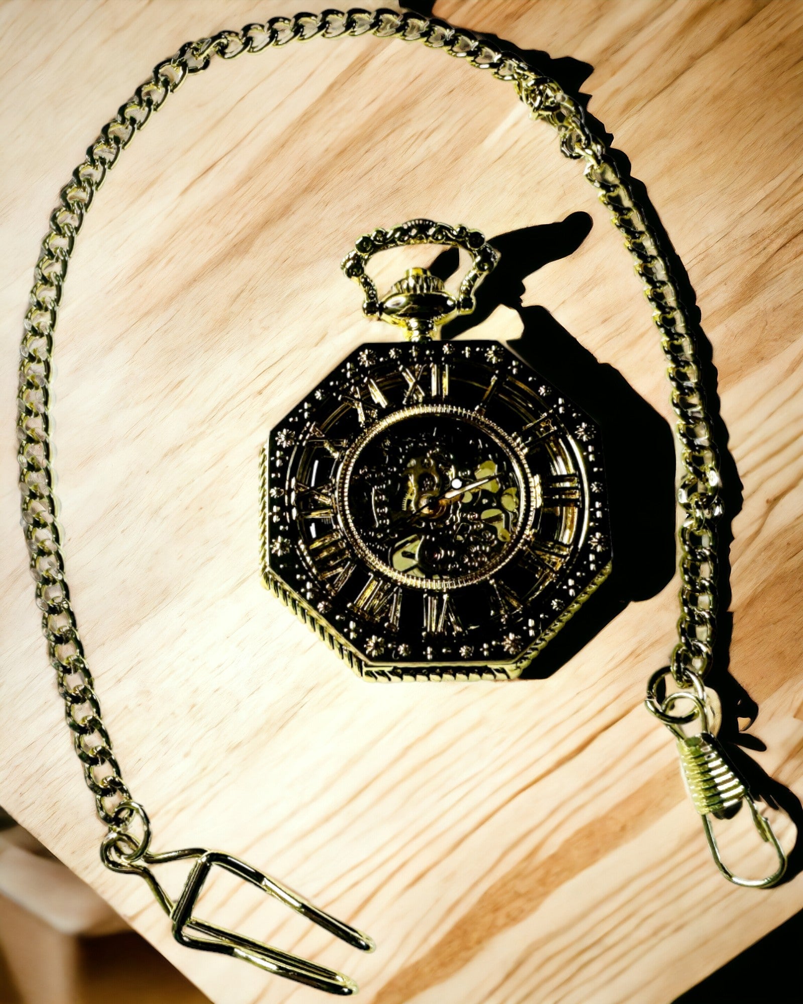 Eksklusiivinen Steampunk-tyylinen Taskukello Näkyvällä Koneistolla - Klassista Eleganssia