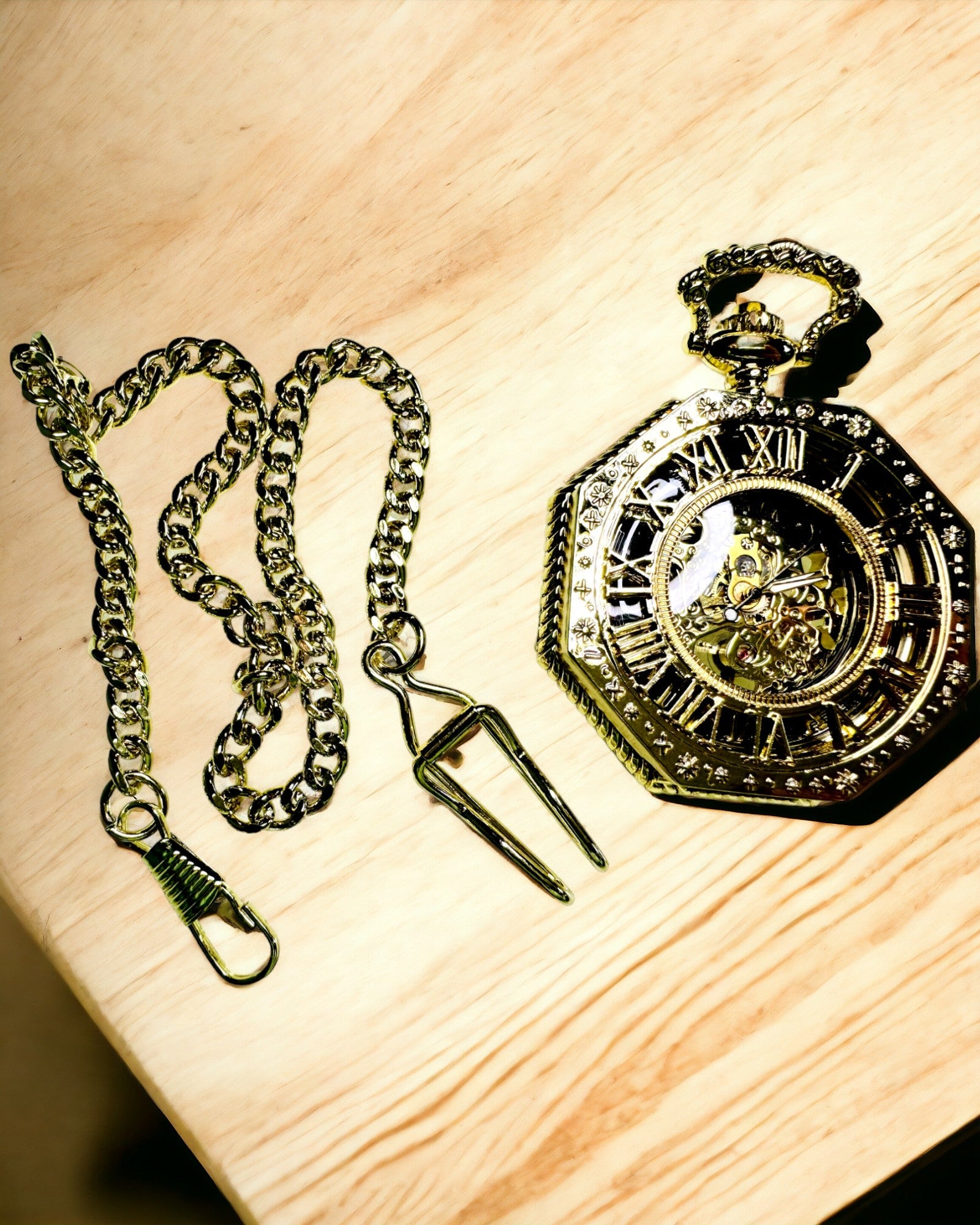 Eksklusiivinen Steampunk-tyylinen Taskukello Näkyvällä Koneistolla - Klassista Eleganssia