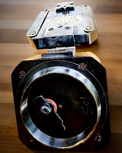 Vankka, premium-laatuinen Kapteenin kompassi "Navigator" - personointimahdollisuudella kaiverruksella