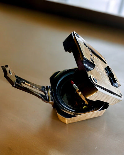 Vankka, premium-laatuinen Kapteenin kompassi "Navigator" - personointimahdollisuudella kaiverruksella