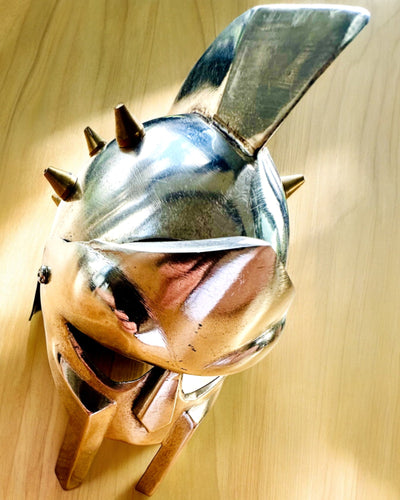 Gladiaattorin Ritarinaamio "Sparta" - mahdollisuus personointiin kaiverruksella