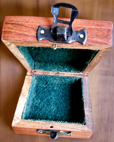 "Maritime"-kompaktikompassin puinen laatikko - mahdollisuus personointiin kaiverruksella