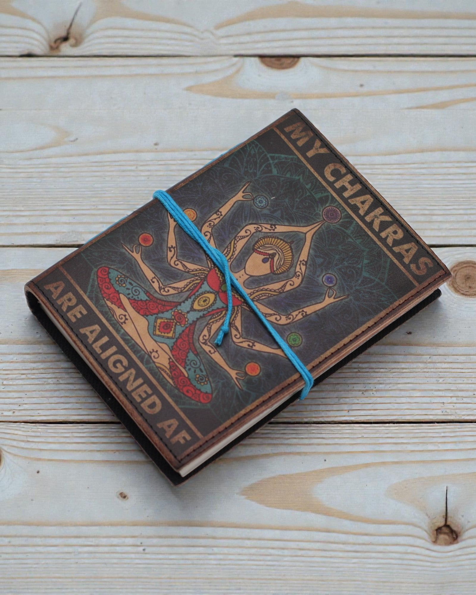 Chakravirtaus – Nahkainen muistikirja: Chakrani ovat täysin kohdallaan