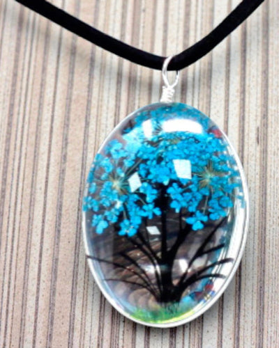 Merituuli – Sinivihreä elämänpuu-koru-setti kuivatuilla kukilla