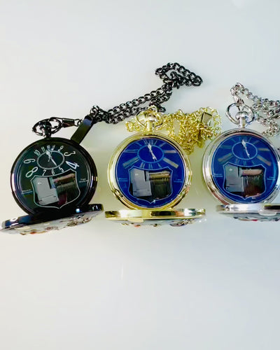 Taskukello "Astrum Temporis" - Kultainen kehys. Mahdollisuus personointiin kaiverruksella