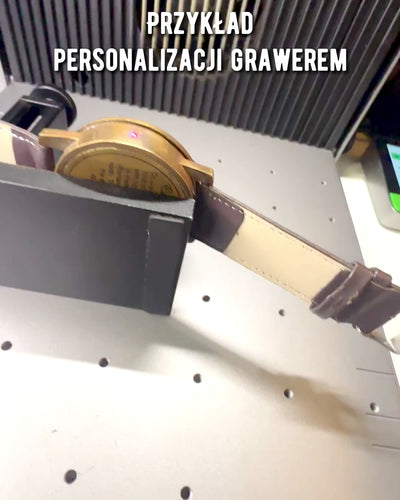 Aurinkokello kompassilla - Käsintehty, Aito Käsityö, kaiverrusmahdollisuus