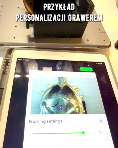 Gladiaattorin Ritarinaamio "Sparta" - mahdollisuus personointiin kaiverruksella