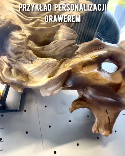 "Wilczy Duch" – Koristefiguuri, johon voi lisätä kaiverruksen, lahjaksi