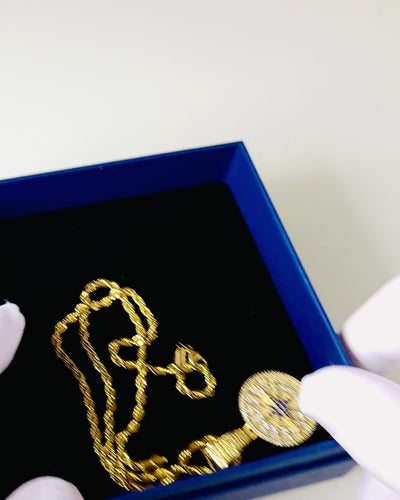 Glamour-tyylinen kompassiriipuskaulakoru zirkoneilla naisille ja miehille - 2 vaihtoehtoa valittavana, personointi kaiverruksella lahjaksi