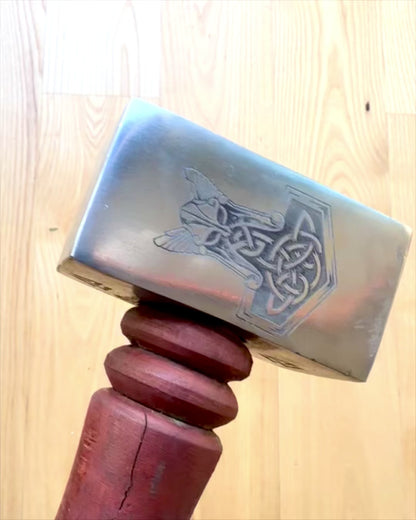 Skaldien Mjölnir-vasara – 33 cm, Käsintaottu Viikinkivasara Kaiverrusvaihtoehdolla