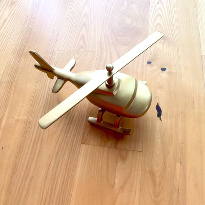 Metallinen helikopterimalli personoitavalla kaiverruksella – kultainen, 32 cm