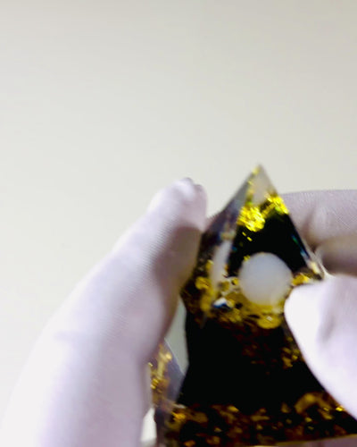 Orgoniittipyramidi Obsidiaanilla – Chakran Energiageneraattori, Reiki Meditaatiotyökalu Luonnonkivellä