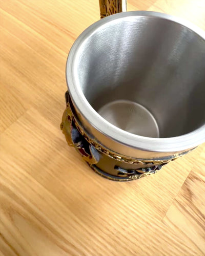 Karnawałowy Kufel Wojownika - 600 ml, 16 cm korkeus, mahdollisuus personointiin kaiverruksella lahjaksi