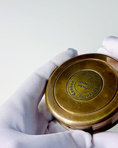 Purjehduskompassi "Stanley Marine London" personointimahdollisuudella, 2 vaihtoehtoa valittavana