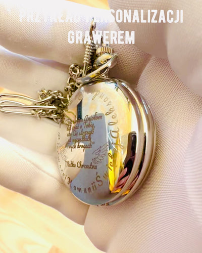 Klassinen taskukello, jossa on kaksoiskansi, manuaalinen, hopeanvärinen