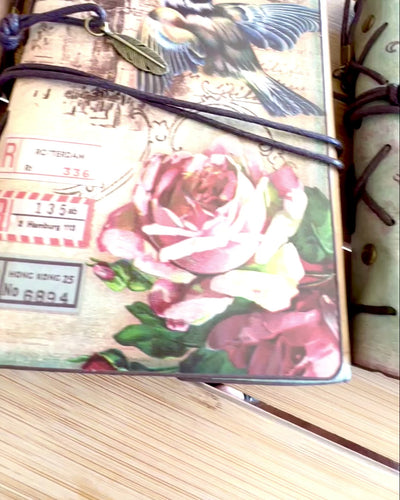 Vintage Memoire -muistikirja personoidulla kaiverruksella - 3 mallia valittavana, muistikirja lahjaksi