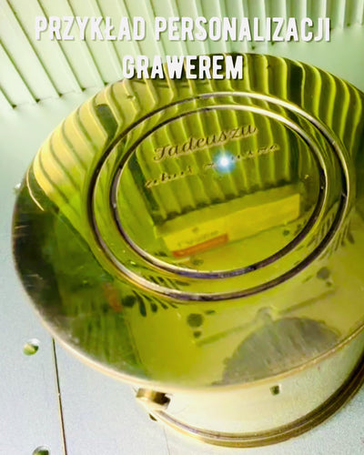 Matkailijan Kompassi "Auringonnousun Rumpu" – mahdollisuus personoida kaiverruksella