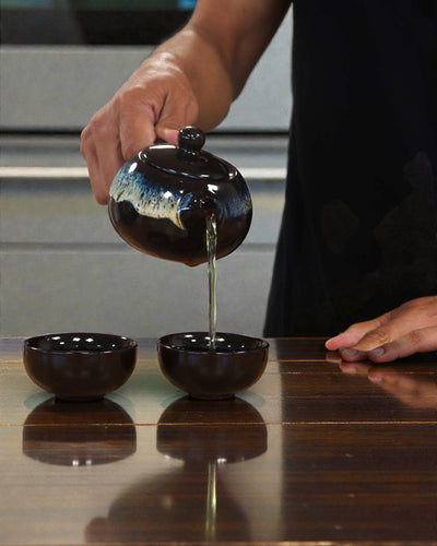 Musta lasite – pieni teesetti, 2 kuppia