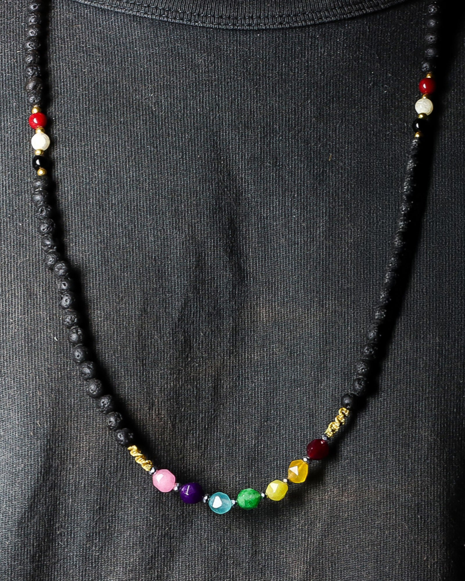 Kaulakoru Tulivuoren olemus – emotionaalinen paraneminen