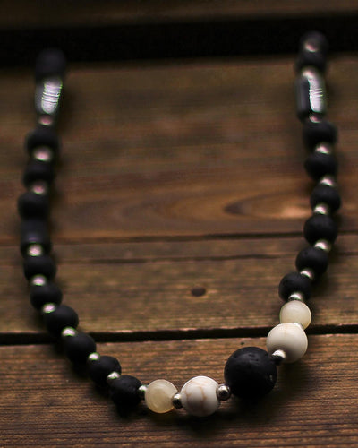 Esencja Wulkanu -kaulakoru – Kulttuurinen yhteys