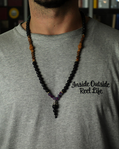 Kaulakoru Tulivuoren olemus – Pimeän puolen hyväksyminen